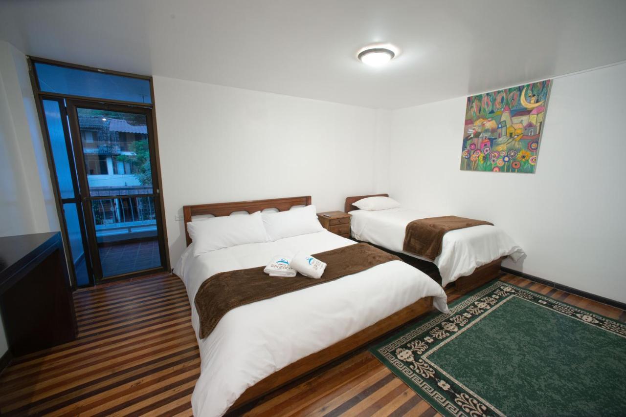 Hotel De Mi Pueblo بانيوس المظهر الخارجي الصورة