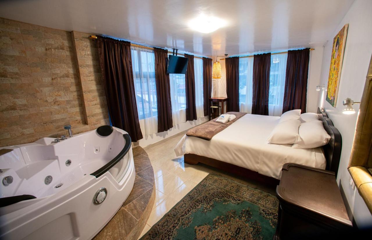 Hotel De Mi Pueblo بانيوس المظهر الخارجي الصورة