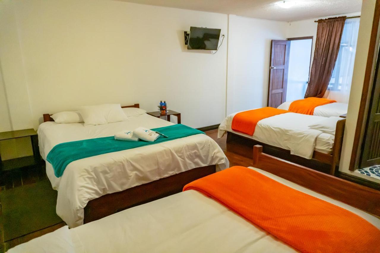 Hotel De Mi Pueblo بانيوس المظهر الخارجي الصورة